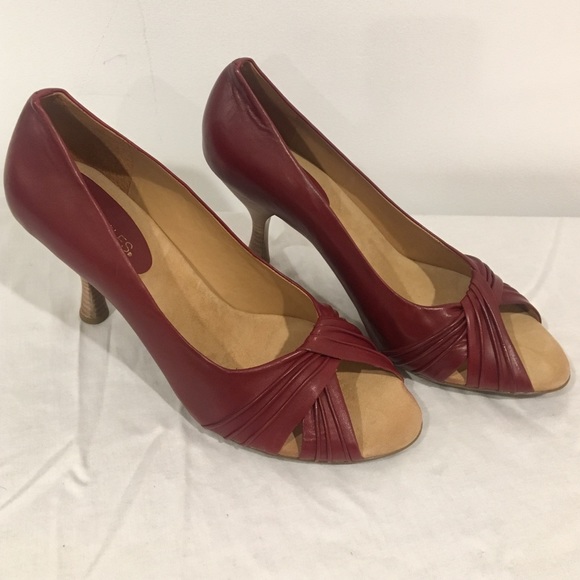 Aerosoles Trap Hands Red Leat