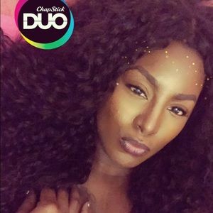 Meet your Posher, Roya