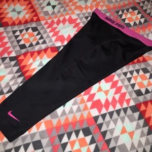 🚨ALL 3 NIKE PRO CAPRIS FOR $65🚨