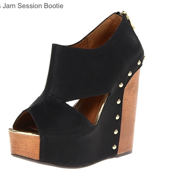 Gently Used Chinese Laundry Platform Wedges