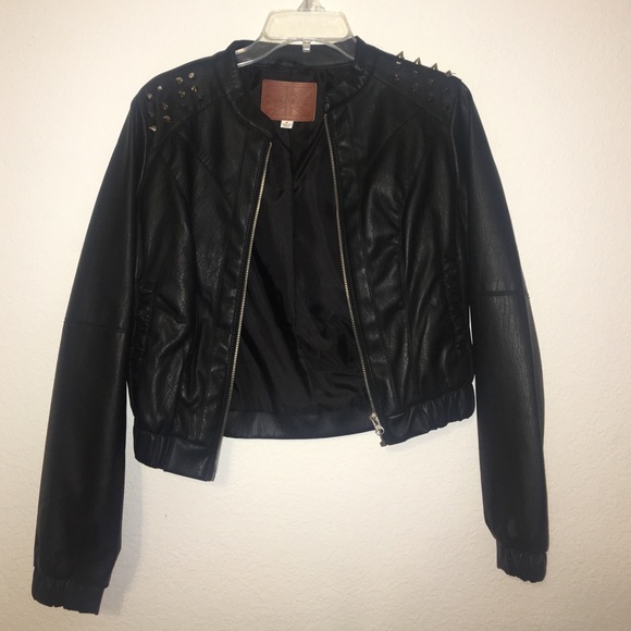 Leather jacket - Picture 1 of 2