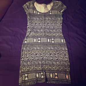 Bodycon aztec print dress