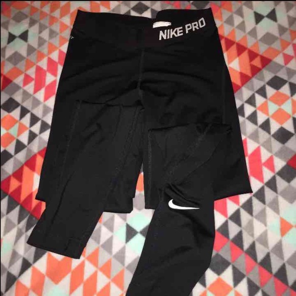 NikePro spandex solid black full length legging - Picture 1 of 2