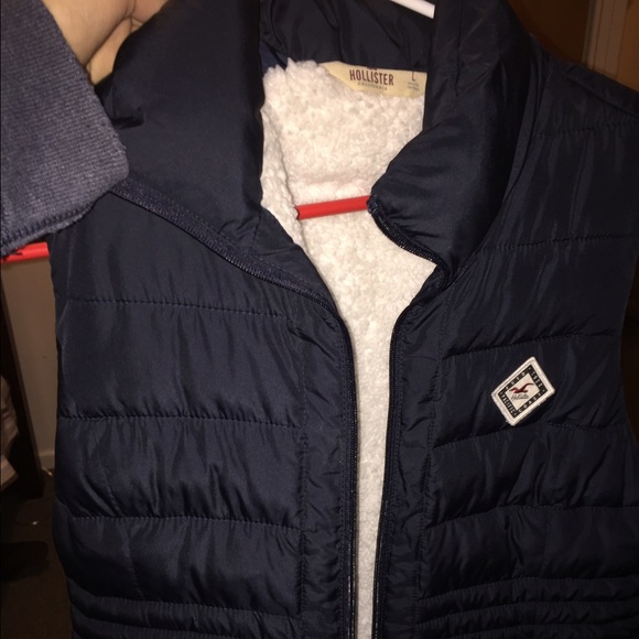 Hollister puffer vest