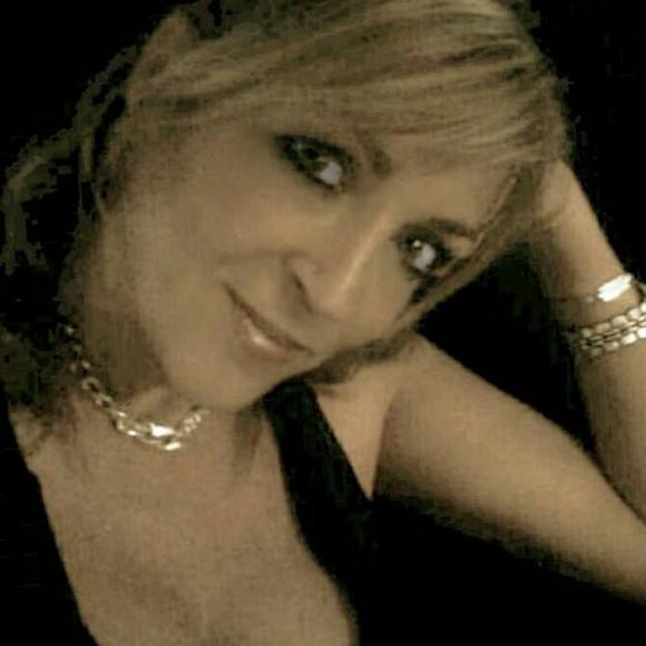 Meet your Posher, Kelli