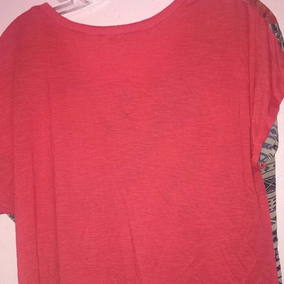 Aztec print top - Picture 3 of 3