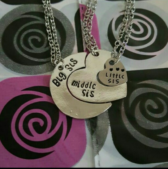 3pcs Big Sis , Lil Sis, Middle Sis necklace