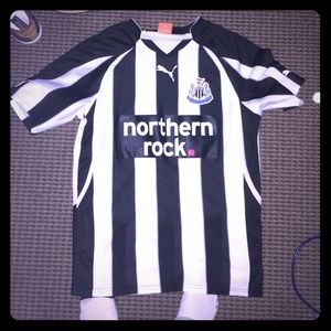 NEWCASTLE UNITED JERSEY