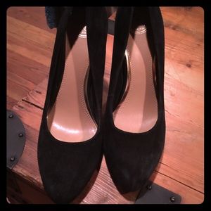 Jessica Simpson Suede Black Pumps