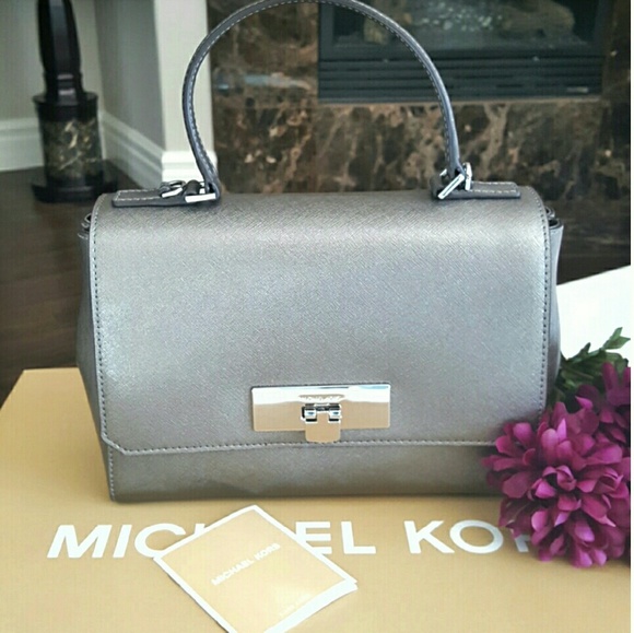 Michael Kors Handbags - 🚫SOLD🚫 MICHAEL KORS | Callie Messenger Satchel