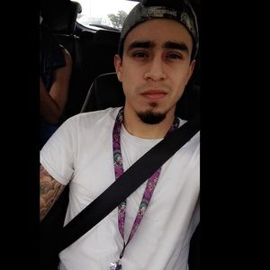 Meet your Posher, Cesar