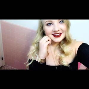 Meet your Posher, Monica