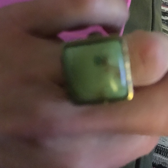 FREE FASHION RING🔴WITH25$ PURCHASE SALE FASHION CUTE RING - Picture 2 of 5