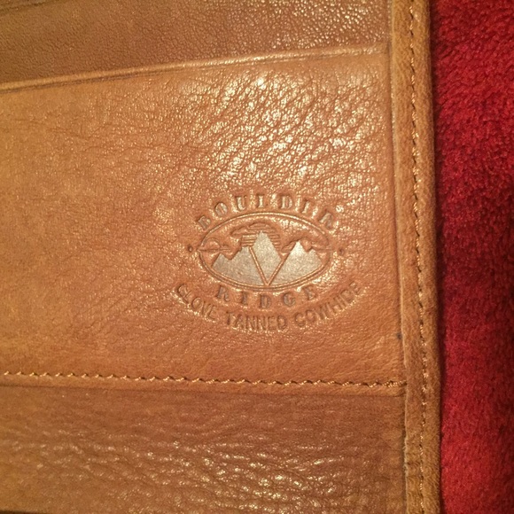 Leather Wallet with Strap - Picture 3 of 4