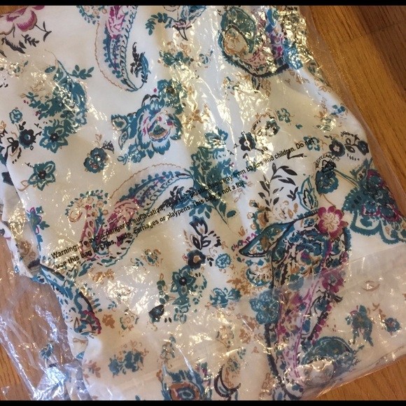 Small Floral Sundress - Picture 3 of 4