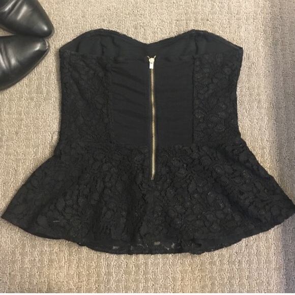 🎉Gold-flecked express peplum top - Picture 3 of 5