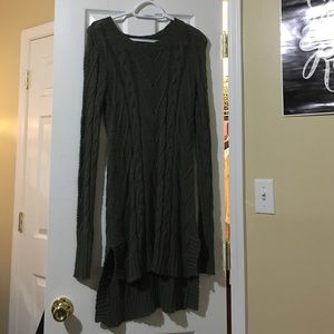 Cute LA hearts long sweater