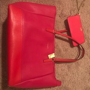 Coach purse and matching wristlet