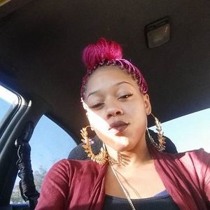 Meet your Posher, Lisha