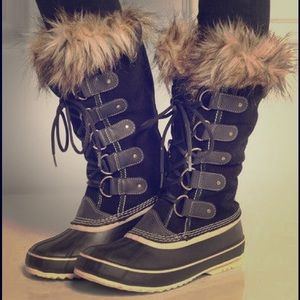Sorel Joan of Arctic Waterproof Boot!! ☃☃