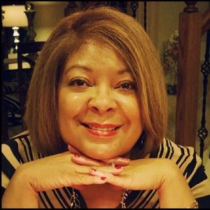 Meet your Posher, Janet