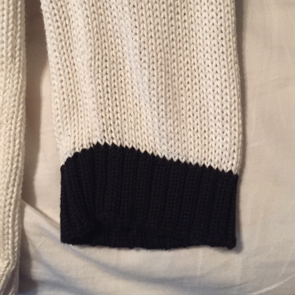 Off white and black loft sweater (size large) - Picture 3 of 4
