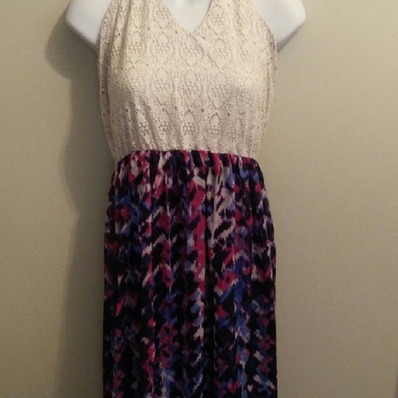 Dress flowy - Picture 3 of 3