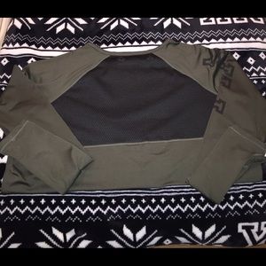Mesh workout long sleeve, army green