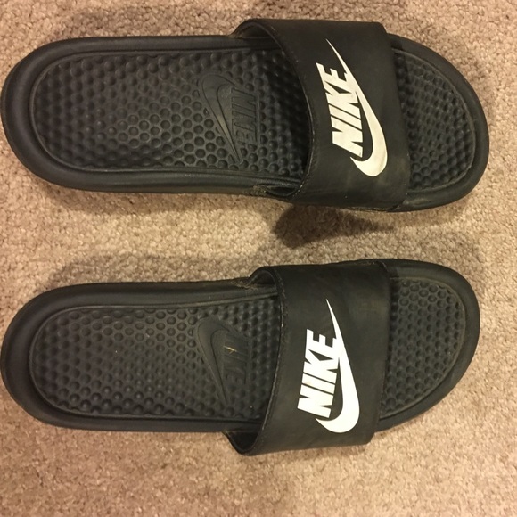 Nike slides