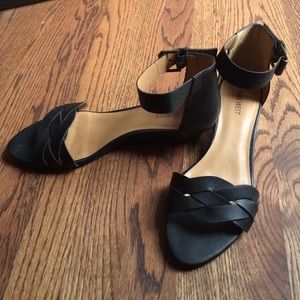 NINE WEST wedge sandal