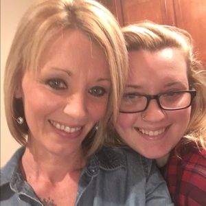 Meet your Posher, Christy