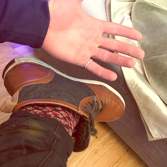 Aldo dress casual shoes with small 10kdiamond ring