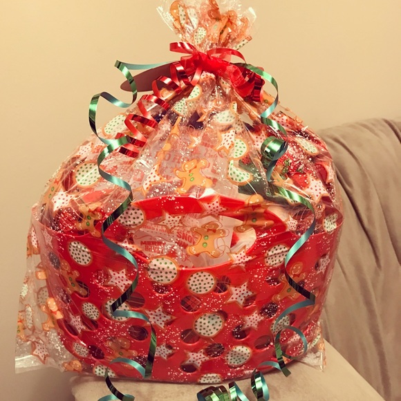 Holiday Dog Gift Basket