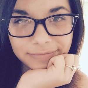 Meet your Posher, Jade