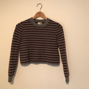 Levi's sweater