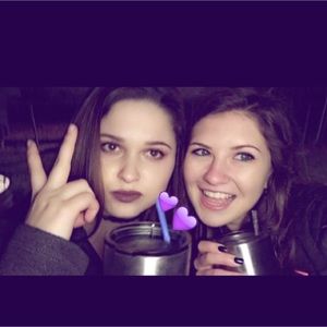 Meet your Posher, Kaitlyn