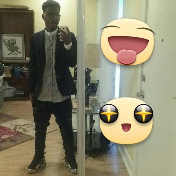 Meet your Posher, Malik - Picture 1 of 1