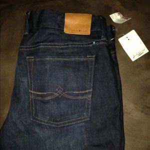LUCKY BRAND JEANS