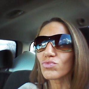 Meet your Posher, Nikki