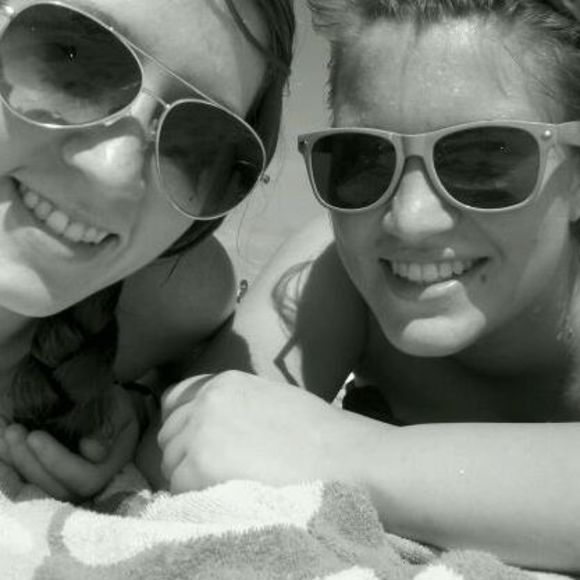 Meet your Posher, Kristy - Picture 1 of 1