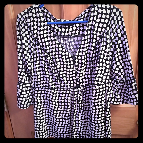 Used size large Violet & Claire Blouse