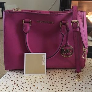 Barely used Michael Kors bag