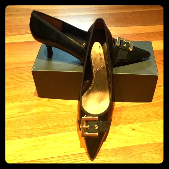 Tahari shoes