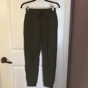 LULULEMON READY TO RULU PANT