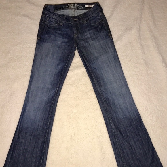 It! Diva Jeans; women's size 25 regular.