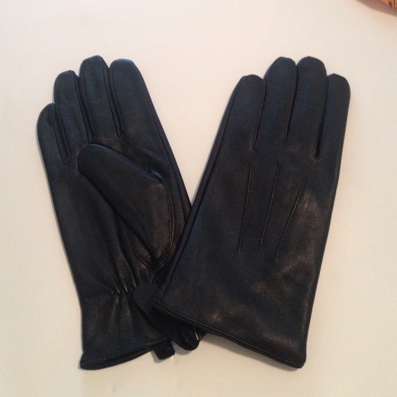 Giovanni Vecci Accessories - ππNew Giovanni Vecci Black Leather Gloves Giovanni Vecci Accessories - ππNew Giovanni Vecci Black Leather Gloves