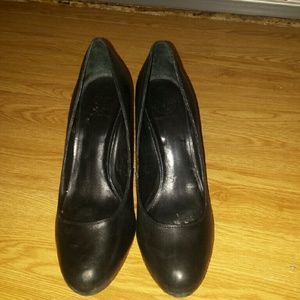 Tory Burch Classic Heels