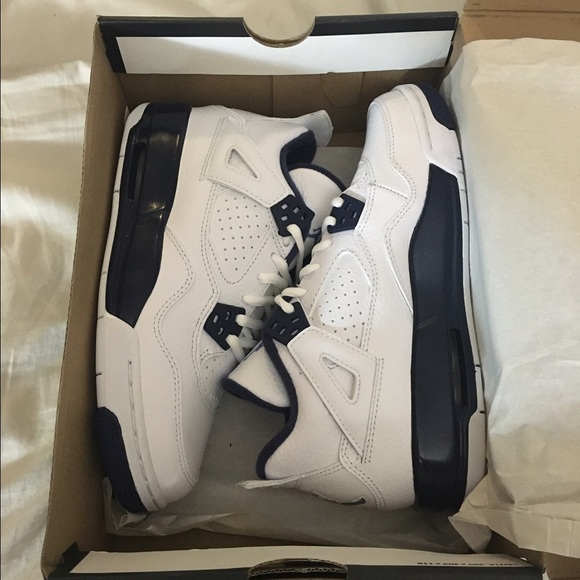 Brand New in box Air Jordan 4 Retro Columbia sneakers - Picture 4 of 9