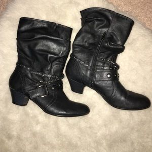 Black Decree Slouch Boots