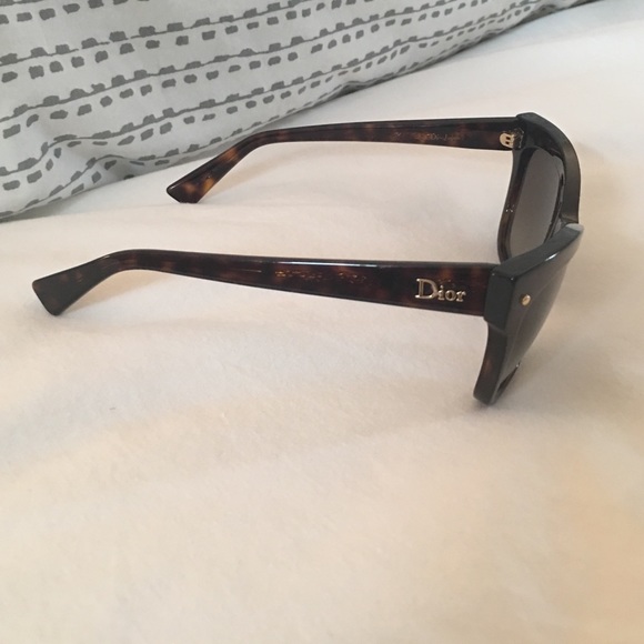 Christian Dior sunglasses - Picture 2 of 4